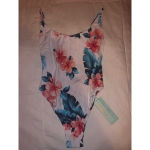 NEVER USED SAN LORENZO (S) ONE PIECE